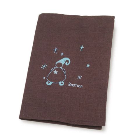 protege-carnet-de-sante-garcon-marron-magicien