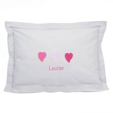 coussin-chambre-fille-cœurs