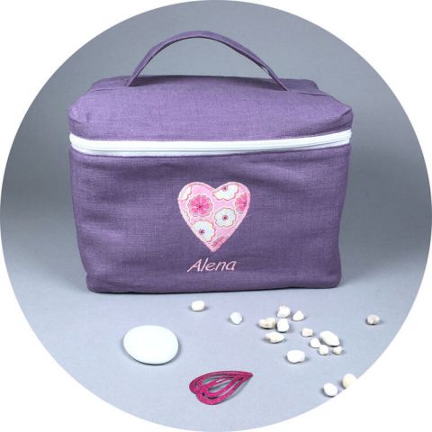 trousse-personnalise-prune-coeur