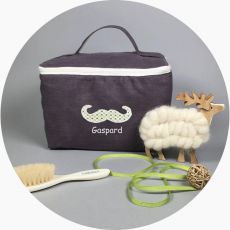 trousse-de-toilette-bebe-chocolat-moustache